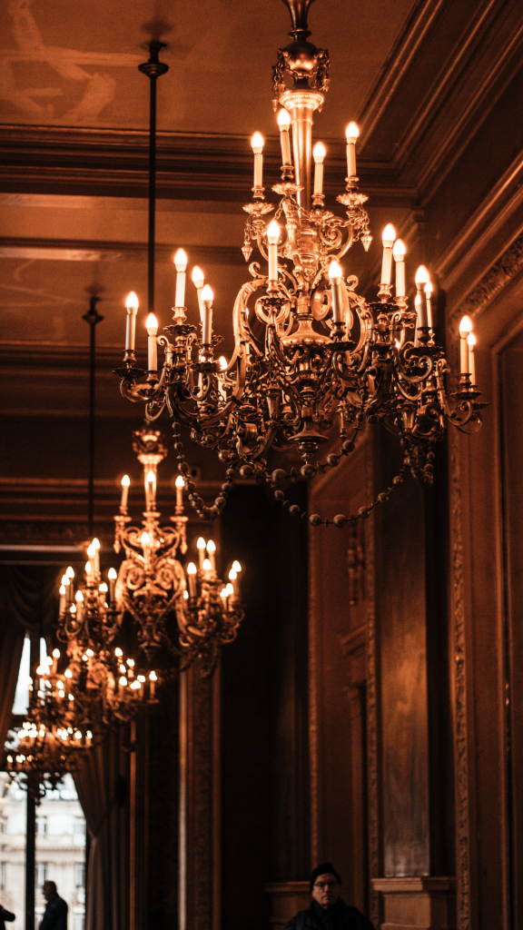 Grand chandeliers with multiple lights