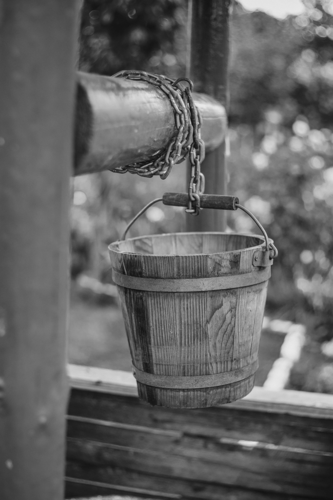 Water bucket